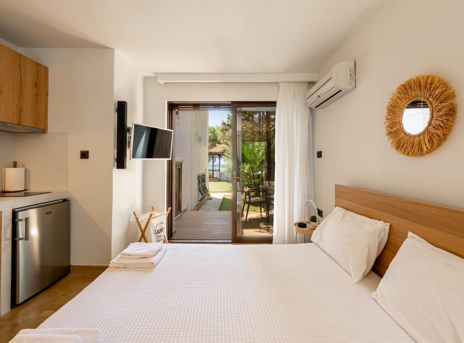 Alkis Guest House By Aegiankazarte Kapotidhes Buitenkant foto